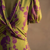 Abito Elegante in Tessuto di Seta