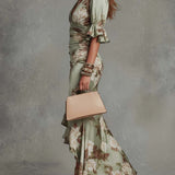 Robe lunga asimmetrica in satin verde con scollatura a V - Ana