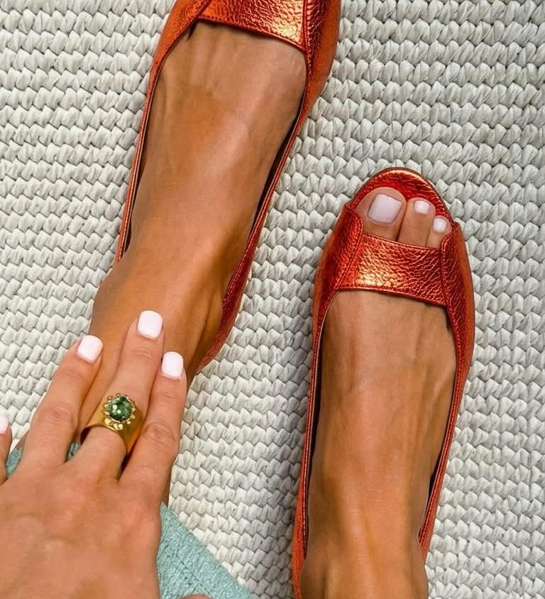Adelina | Sandali dorati, comodi ed eleganti